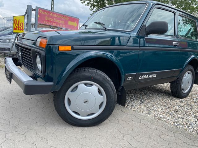 Lada Niva Only