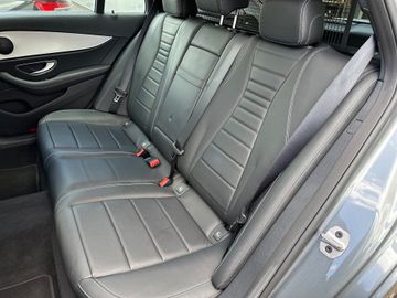 Mercedes E 220 - 10