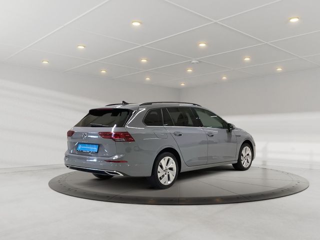 Golf Variant Style 1,5 l eTSI 96 kW DSG  Standhe