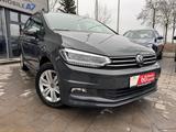 Volkswagen Touran Comfortline *7-SITZER/LEDER/KAMERA* - Volkswagen Touran aus 2025
