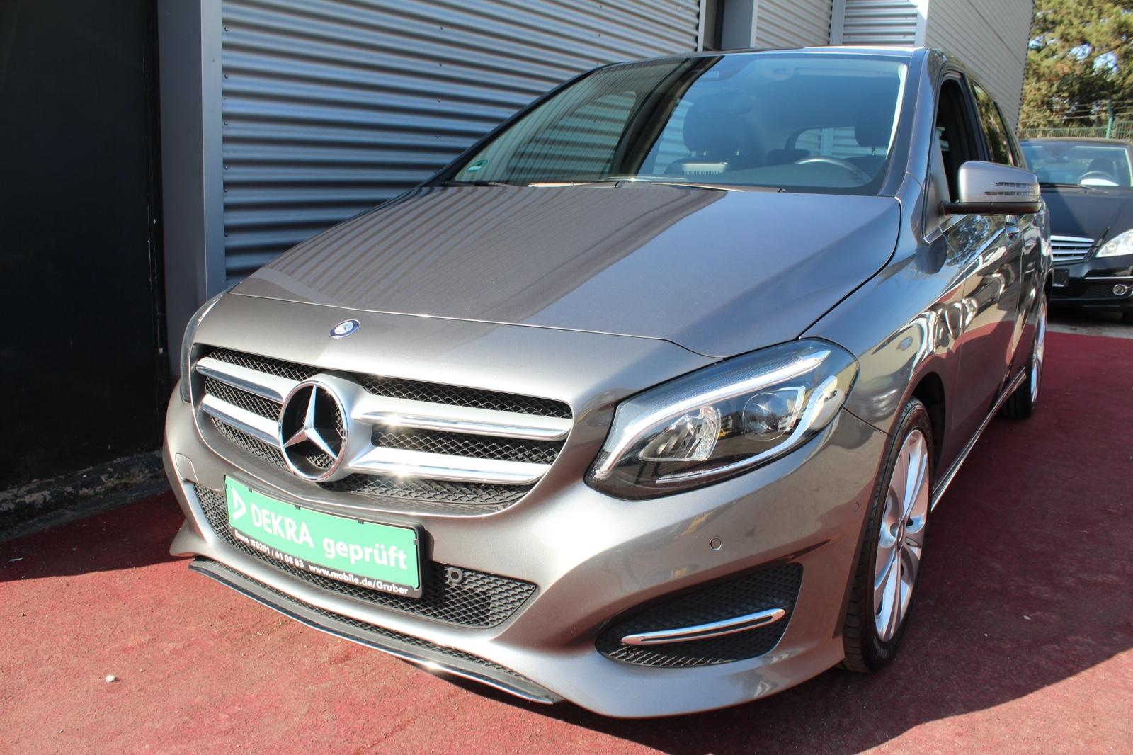 Mercedes-Benz B 200 URBAN BUSINESS NAVI KLIMA PDC LED 2.Hd