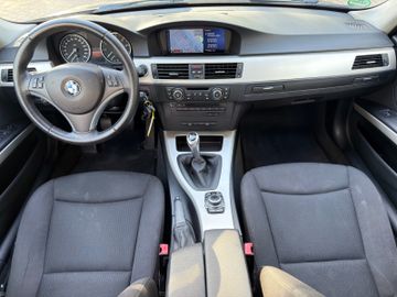BMW 320 - 11