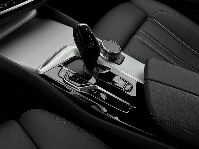 Foto Nummer 10: BMW 530e
