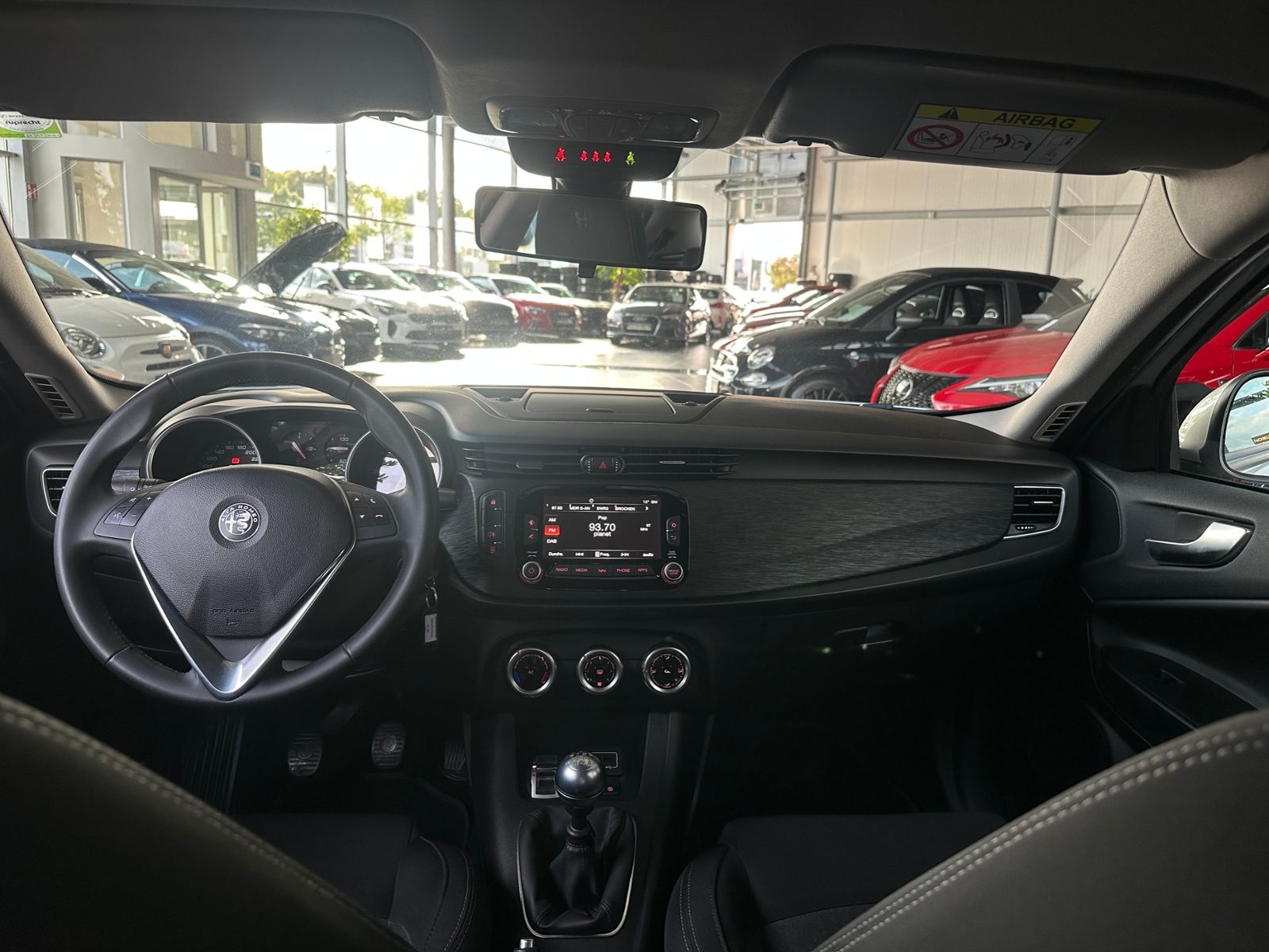 Fahrzeugabbildung Alfa Romeo Giulietta TÜV neu 9/2028 KLIMA NAVI ALU DAB