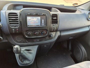 Opel Vivaro - 9