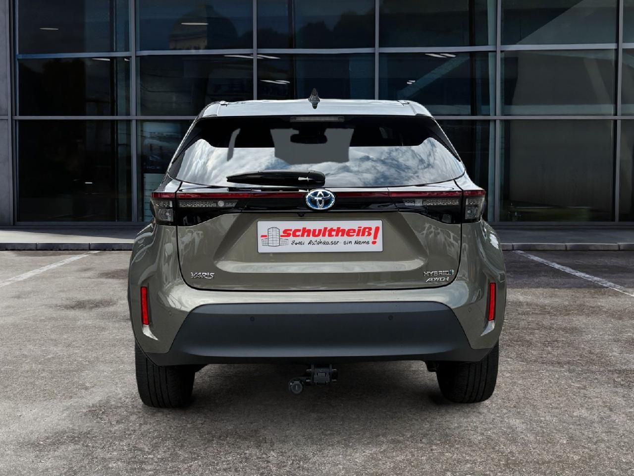 Fahrzeugabbildung Toyota Yaris Cross Hybrid AWD-i Elegant