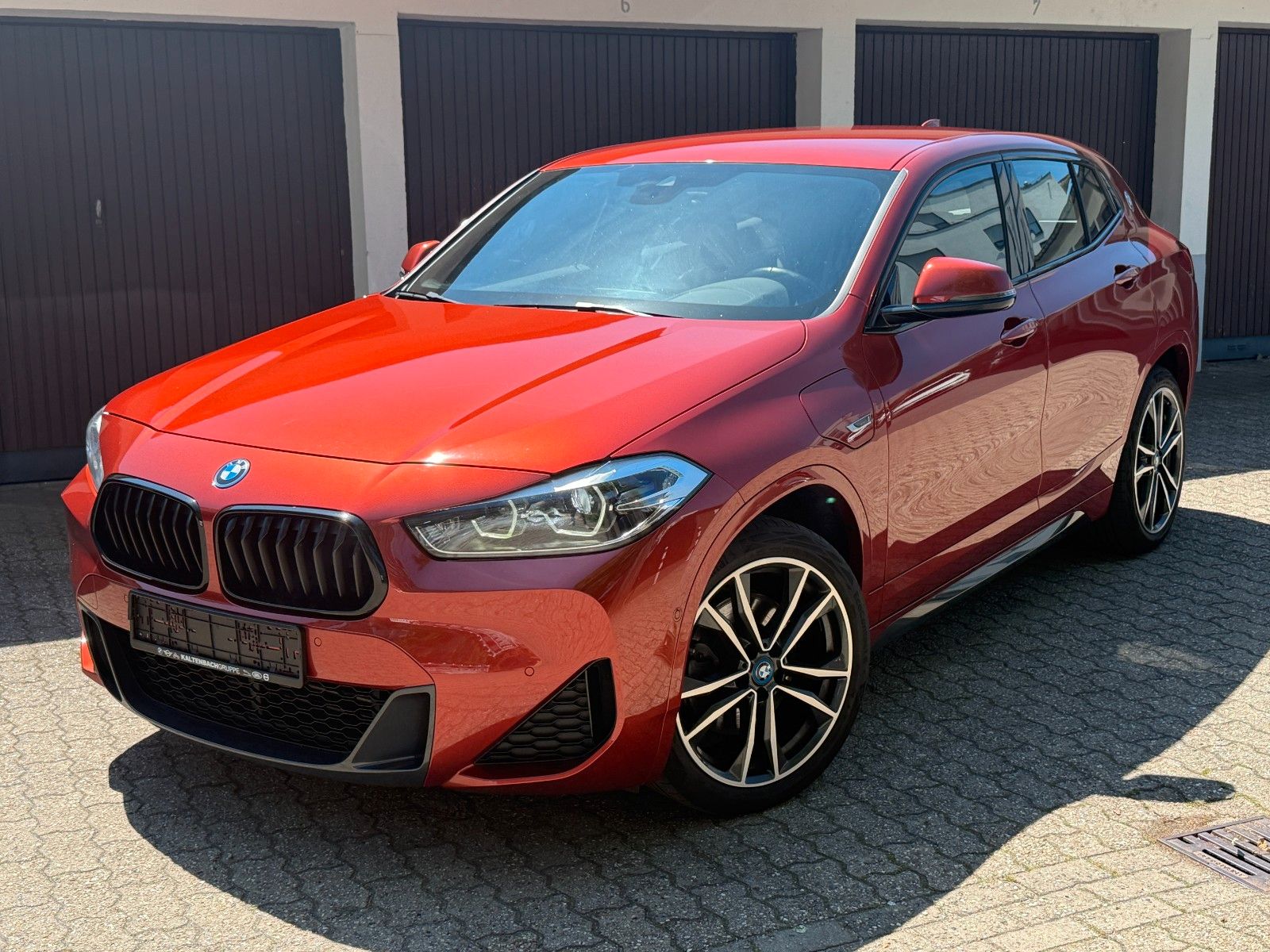 BMW X2 xDrive 25e"M Sport"Leder/Navi/Kamera/LED/19.Z