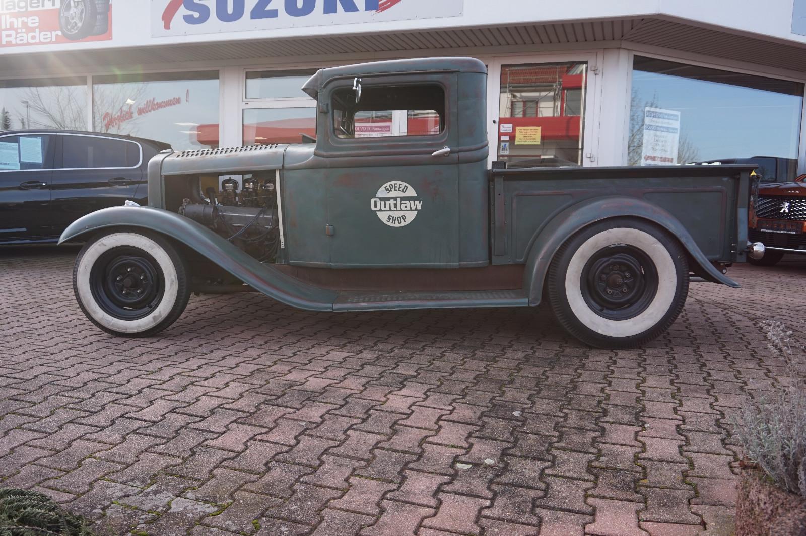 Ford Pickup 1932 V8 "Ford Outlaw Speed Shop" Hot Rod