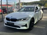 BMW 320 e xDrive Advantage 360Cam Leder Laser AHK - BMW: Kombi, E36