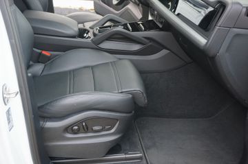 Porsche Cayenne - 12
