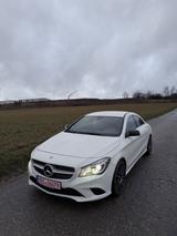 Mercedes-Benz CLA 180 - - gebrauchte Mercedes-Benz CLA 180 aus dem Jahr 2015