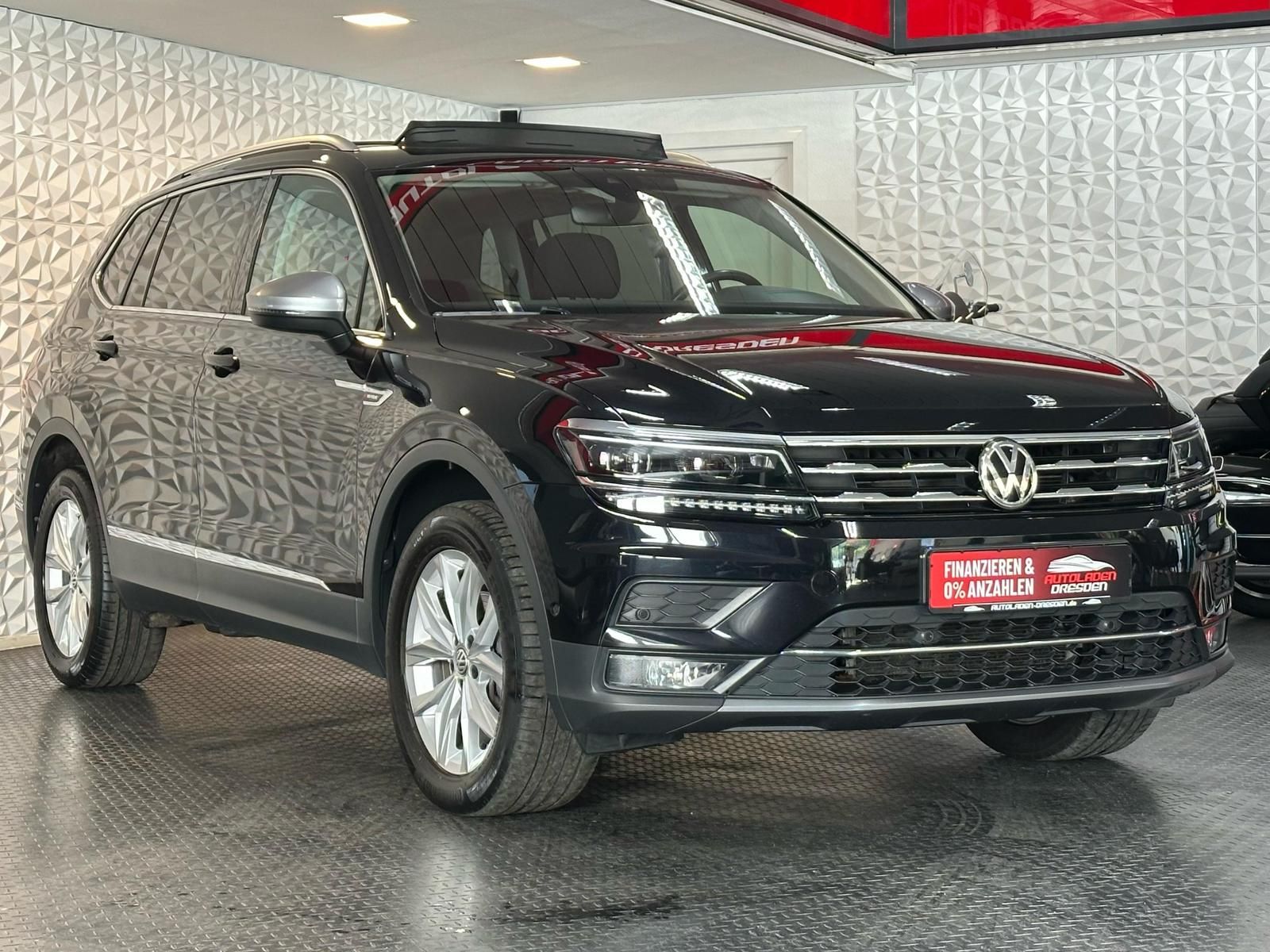 VW Tiguan Allspace 2.0TDI HIGHLINE 4M LED#HUD#PANO - Image 2