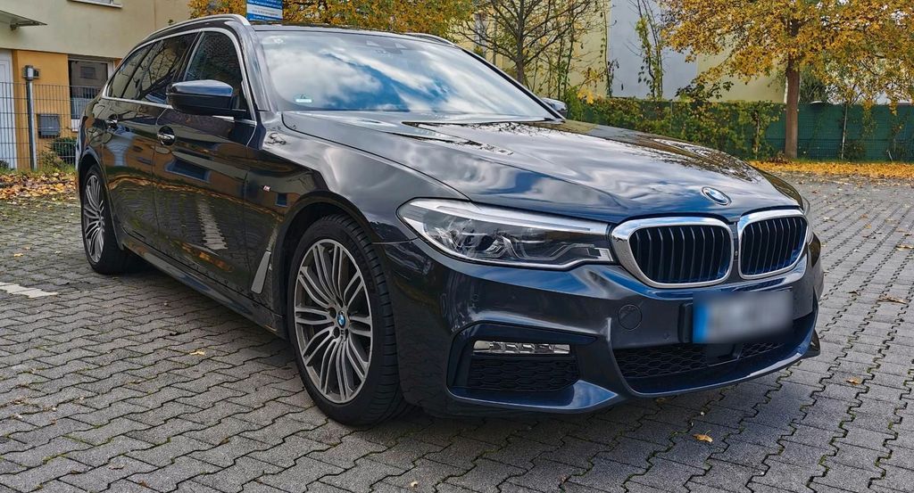 Image of BMW 530