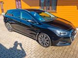 Hyundai i40 1.7 CRDi 104kW Premium Diesel - Hyundai i40 mit Diesel-Antrieb: Kombi, 1.7