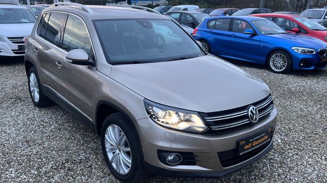 Volkswagen Tiguan Sport & Style 4M.-Automatik-Navi-Panorama