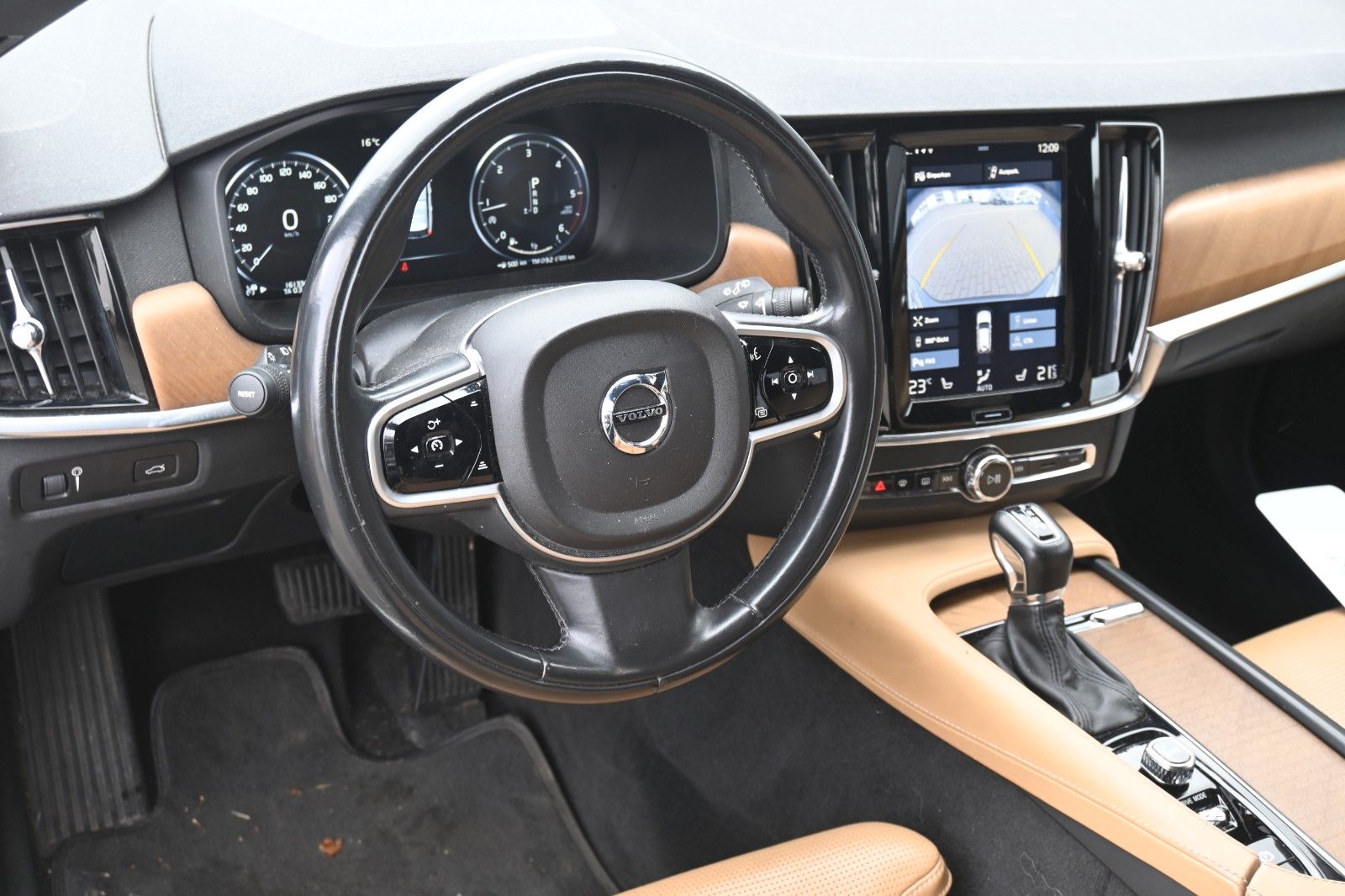 Fahrzeugabbildung Volvo V90 D5 Inscrip* AWD*360°*MASS*LUFT*NAV*MIETKAUF