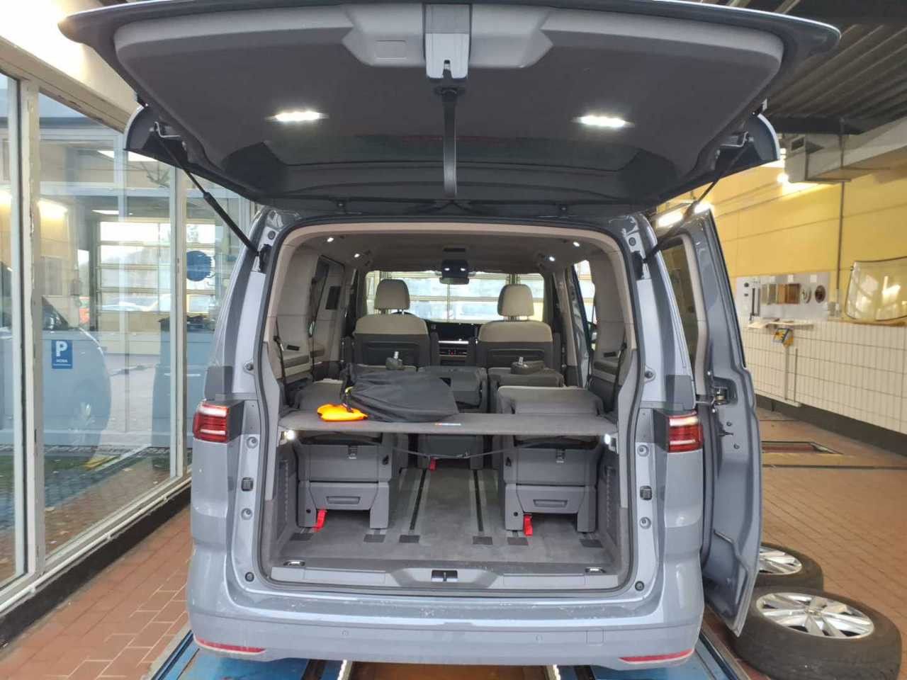 Volkswagen T7 Multivan - Bild 12