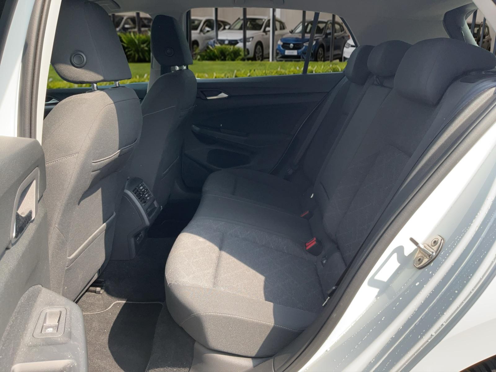 Volkswagen Golf 1,5 l TSI 6-Gang Life, миниатюра 7