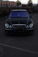 Mercedes-Benz E 55 AMG - TÜV & Teile komplett überholt - schwarze Mercedes-Benz E 55 AMG