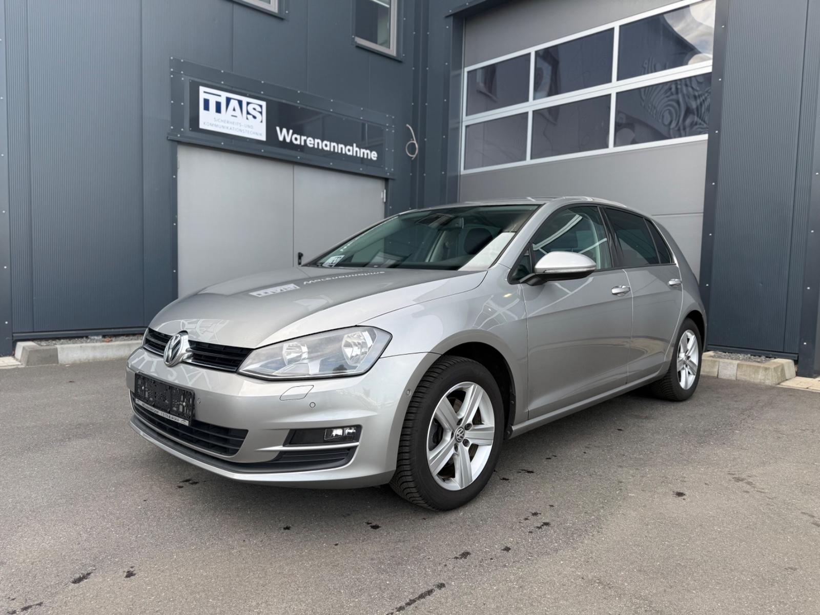Volkswagen Golf VII Lim. 1.4TSI*Comfortline*Kamera*BT-Audio