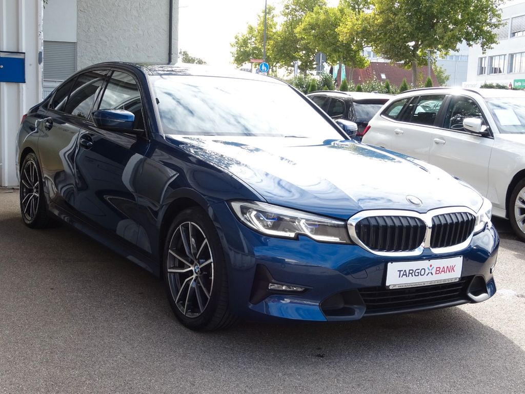 Image of BMW 320