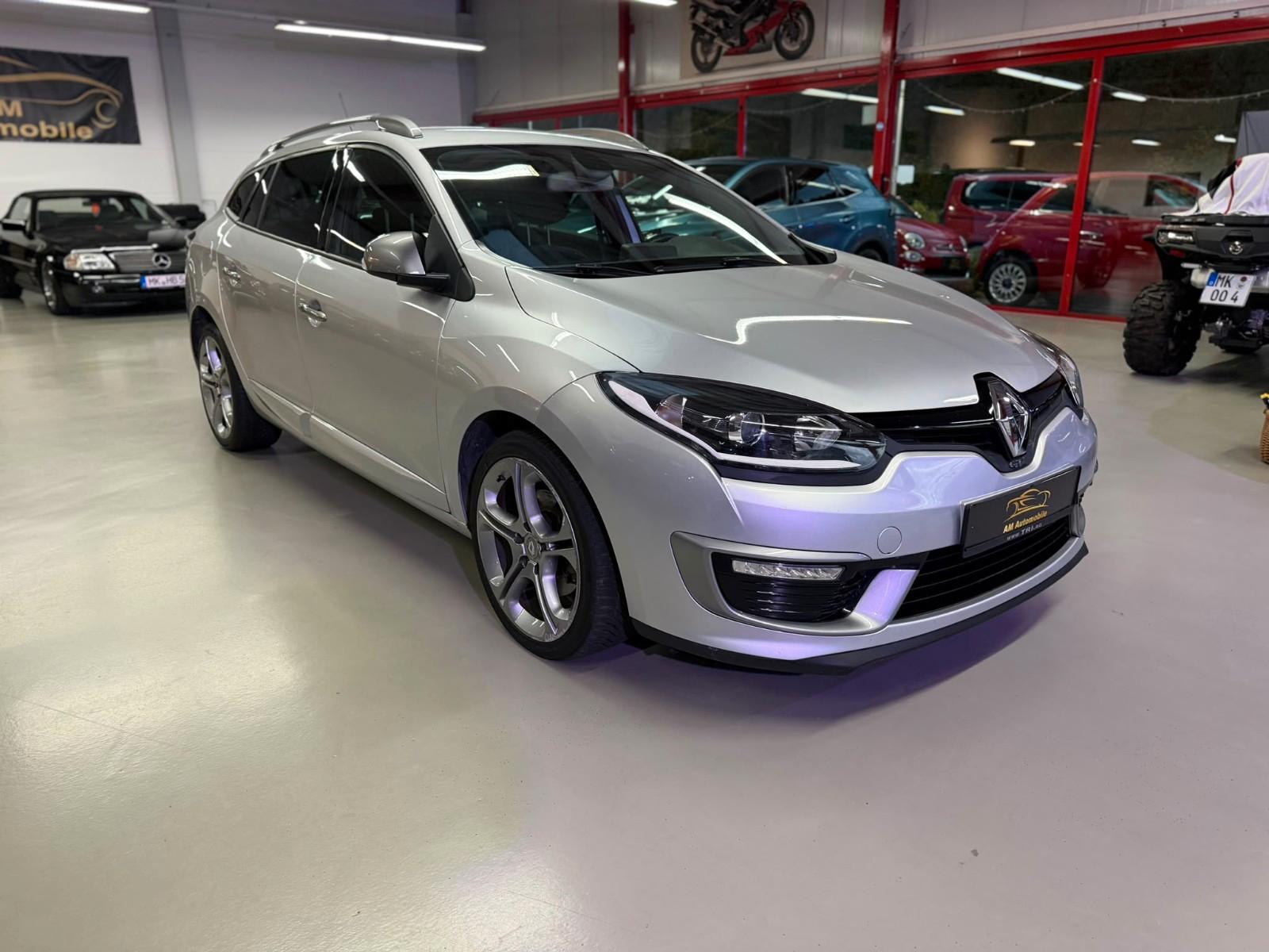 Renault Megane 2015 — interior