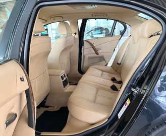Fahrzeugabbildung BMW 535d Limousine HiFi PDC Memory NaviPro Klima