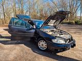 Opel Omega 2.2 DTI 16V Edition Edition - schwarze Opel Omega