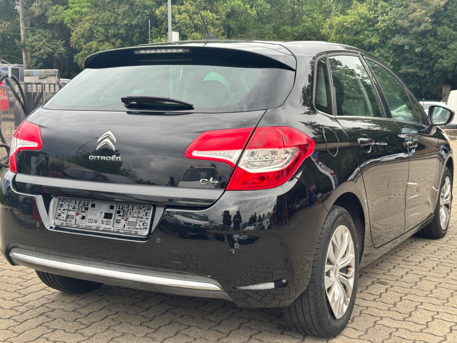 Citroën C4 Lim. Selection  Klimaaut/Tempomat/PDC/HU neu