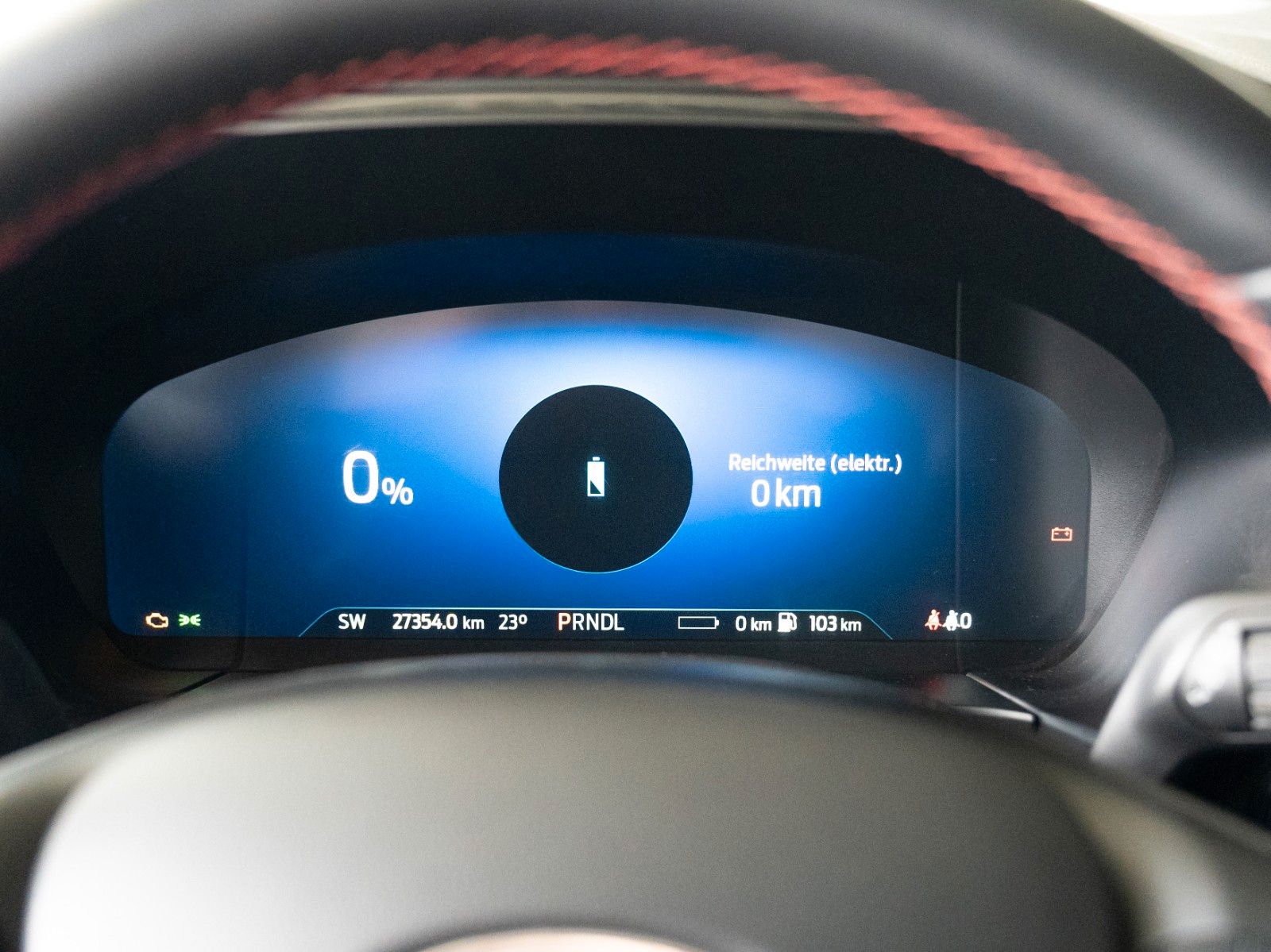 Fahrzeugabbildung Ford Kuga Plug-In Hybrid ST-Line AUTOM./WINTER-P./DAB