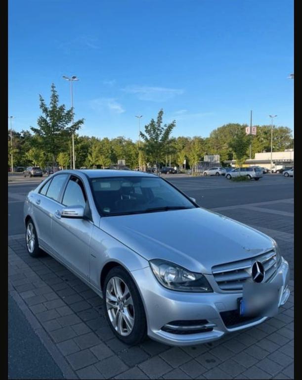 Mercedes-Benz C 180