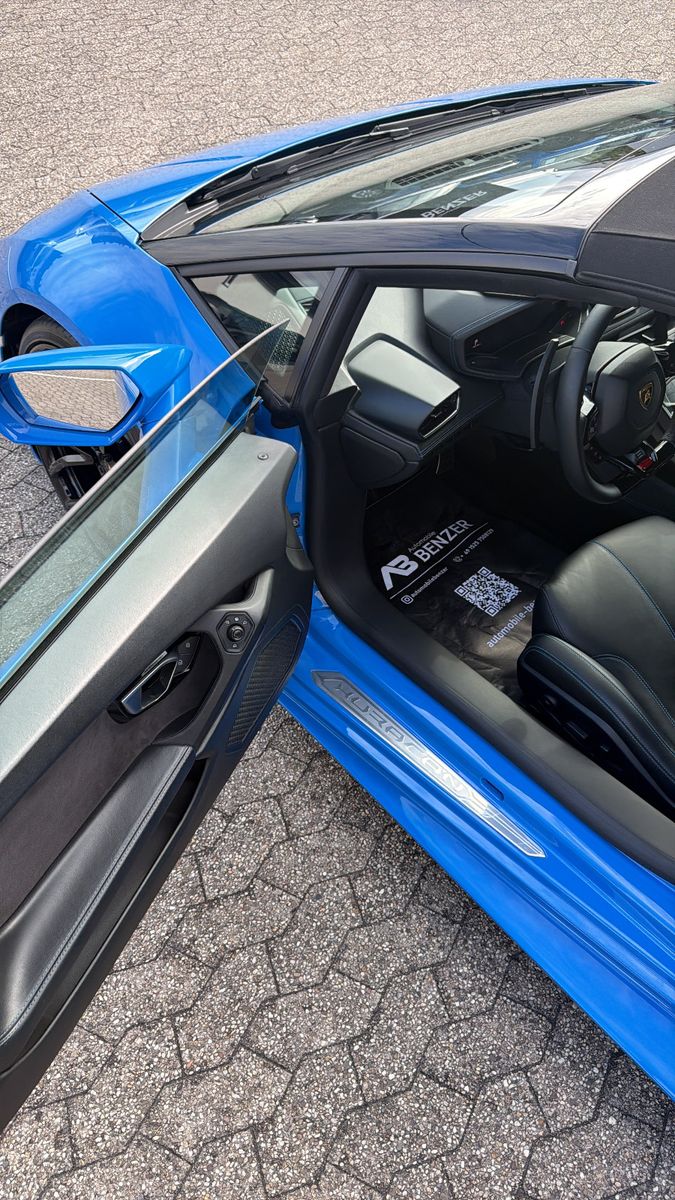 Fahrzeugabbildung Lamborghini Huracán/SPYDER/LIFT/KAMERA/LP610/KERAMIK/