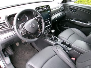 Bild 7 Ssangyong Tivoli Blackline 1,5