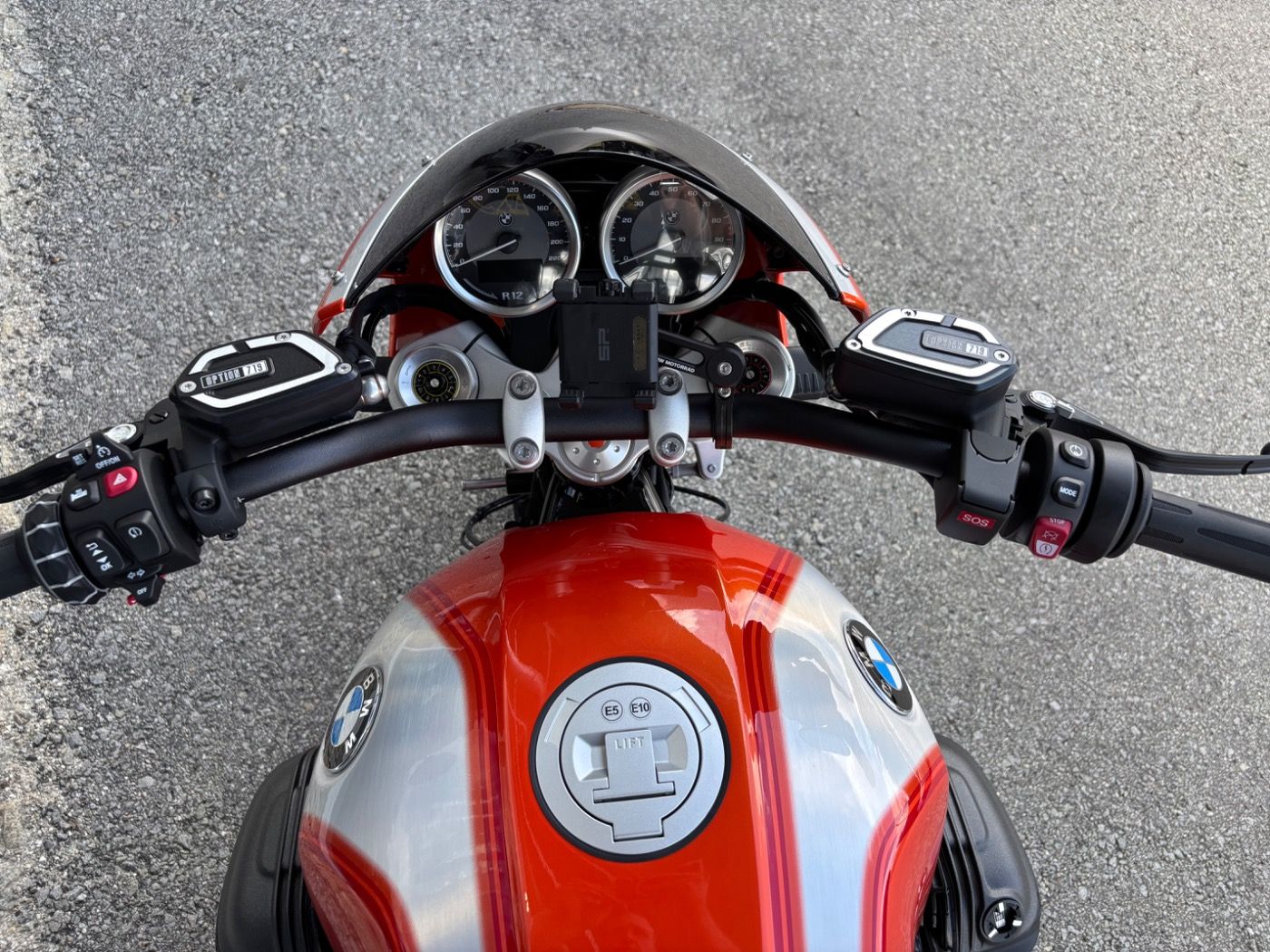 Fahrzeugabbildung BMW R 12 S
