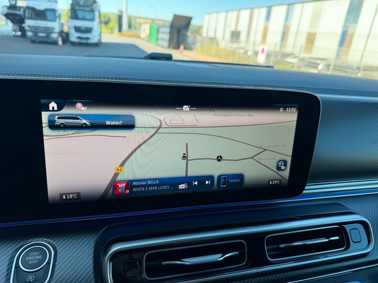 Fahrzeugabbildung Mercedes-Benz V 300 d AVA 4MATIC AMG AHK2,5 DISTRONIC Standh