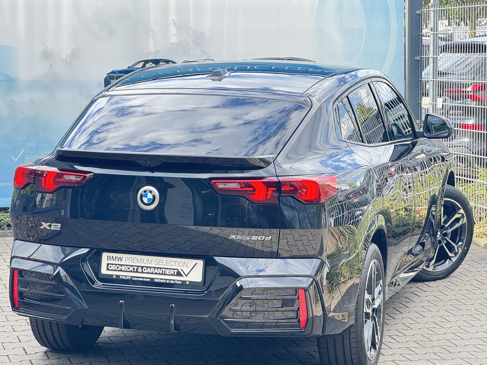 BMW X2 xDrive20d M Sport AHK PANO DA H&K Massage PA foto 3