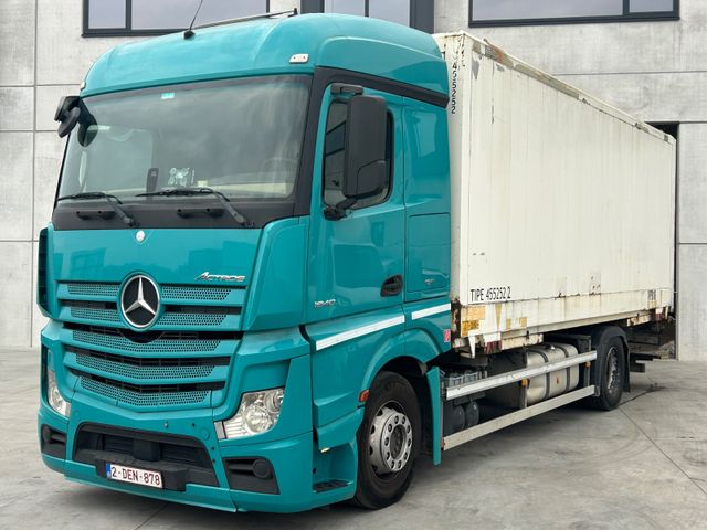 Mercedes-Benz Actros 1840 BDF Euro 6 + Tail Lift