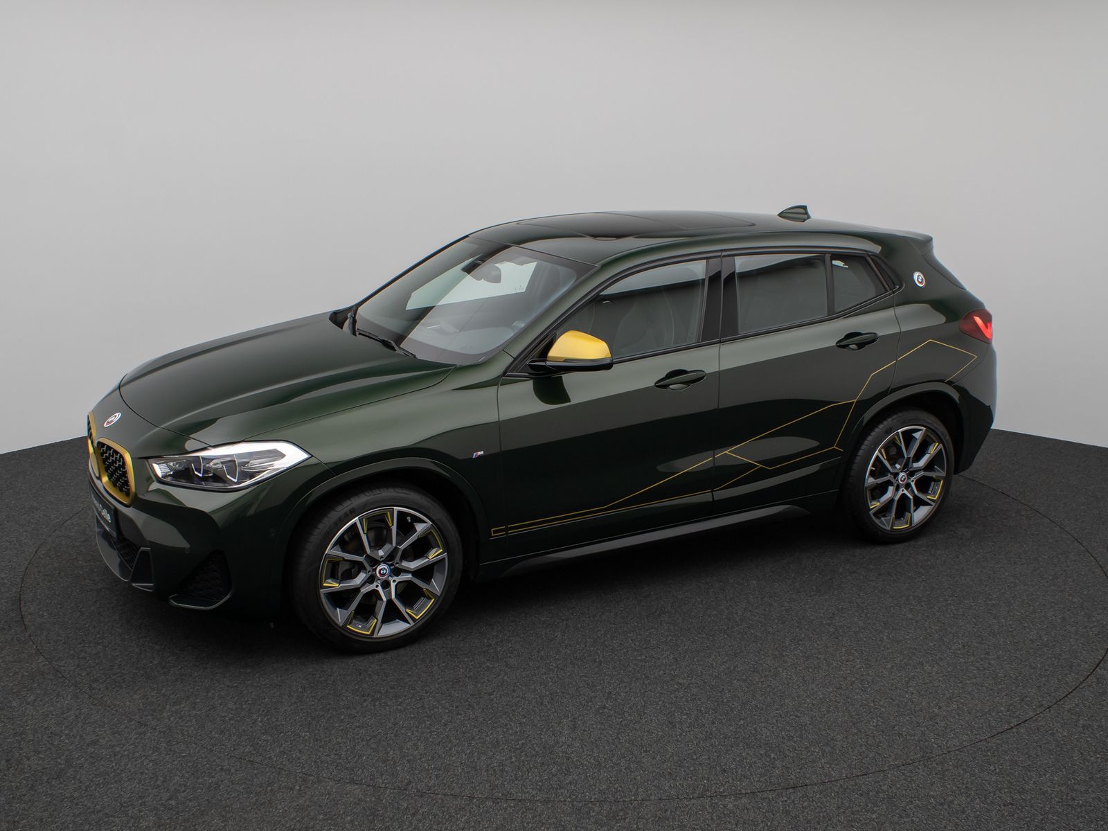 Fahrzeugabbildung BMW X2 sD18i M Sport Edition Panorama Kamera 19Zoll