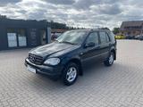 Mercedes-Benz ML 320 4matic 1HD 121.941 KM TÜV NEU 6Sitzer - Mercedes-Benz ML 320 aus 1999