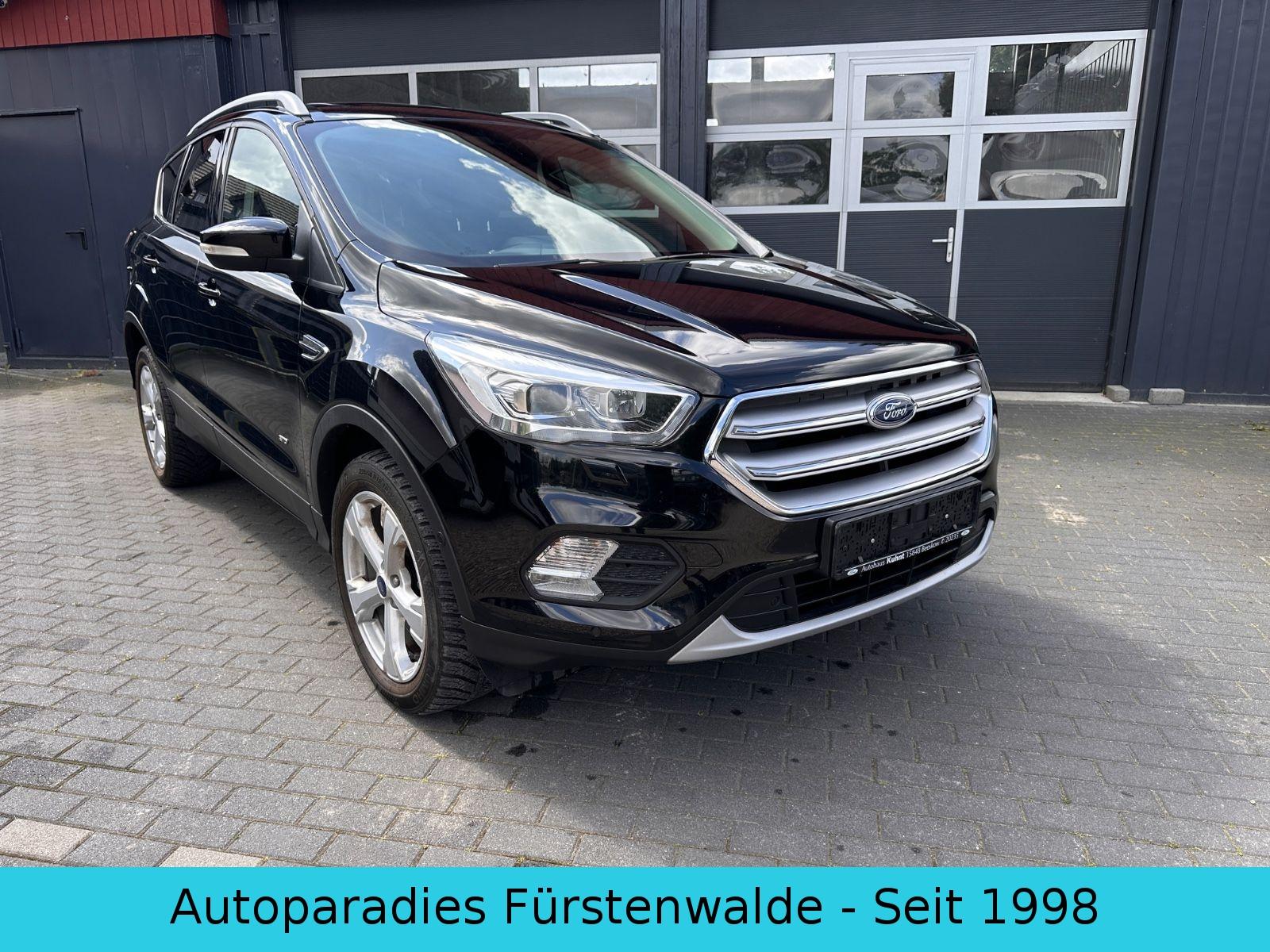 Ford Kuga Titanium 2.0TDCi 4WD Automatik AHK Navi
