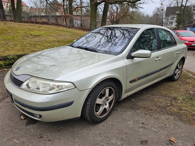 Renault Laguna 1.8 Privilege