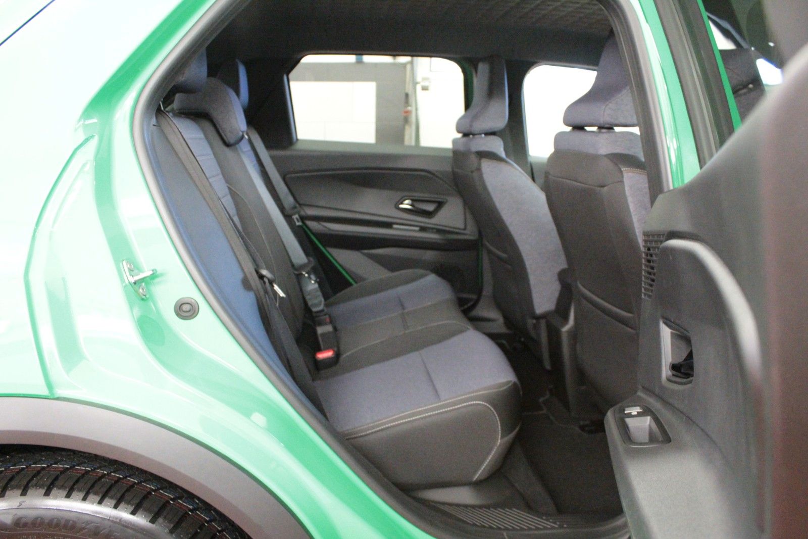 Fahrzeugabbildung Renault R 5 150 Comfort Range *Winter-Komfort-Paket*
