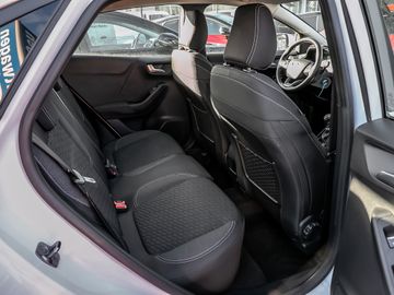 Ford Puma Titanium Spurhalteass. NAVI PDC WINTER-PAKE