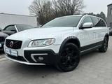 Volvo XC70 Summum AWD 2.4 D5/S-Heft/S-Dach/Keyless/WP - Volvo XC70 mit Diesel-Antrieb: Kombi, 2.4
