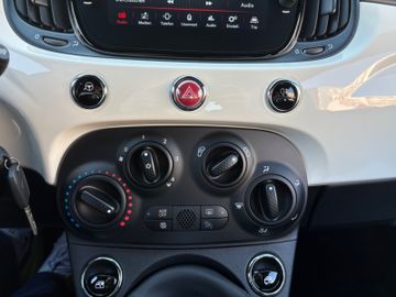 Fahrzeugabbildung Fiat 500 Mild Hybrid DAB UConnect PDC Klima uvm.