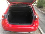 Mercedes-Benz A 180 d DCT - - Mercedes-Benz A 180 mit Diesel-Antrieb: Rot