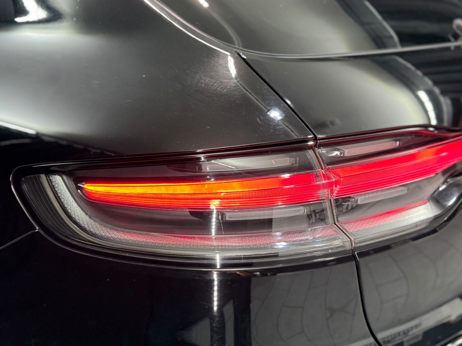Fahrzeugabbildung Porsche Macan S|PANORAMA|18-WEGE|BOSE|PDLS+|20"TURBO|