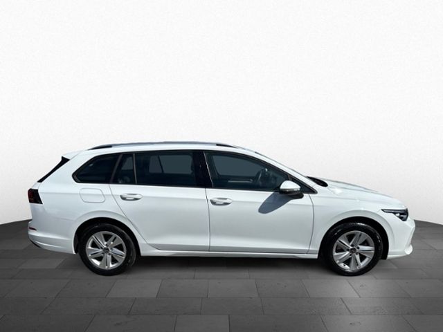 Fahrzeugabbildung Volkswagen Golf VIII Variant 2.0 TDI LIFE SHZ LED NAVI KLIM