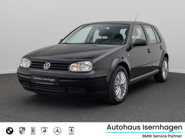 Volkswagen Golf 1.6 Lederlenkrad Schiebedach Stoff LM