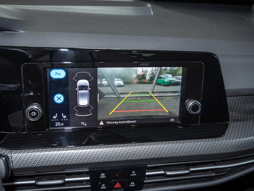 Volkswagen Golf VIII R-Line 1,5 l eTSI DSG LED KAMERA SHZ, миниатюра 10
